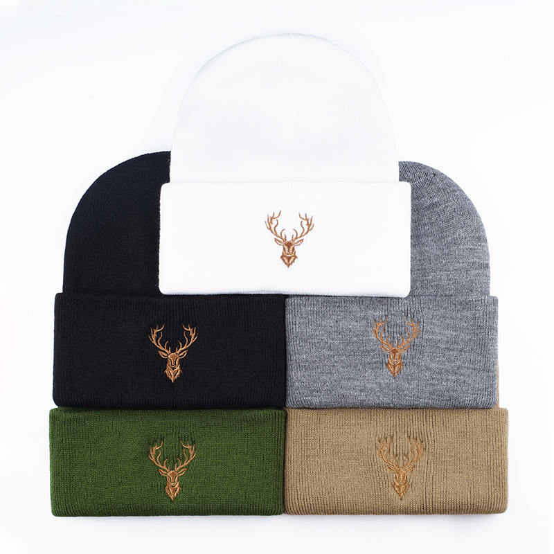 Hunting Outdoor Christmas Decorations - Gorro Retro Bucks con Bordado de
